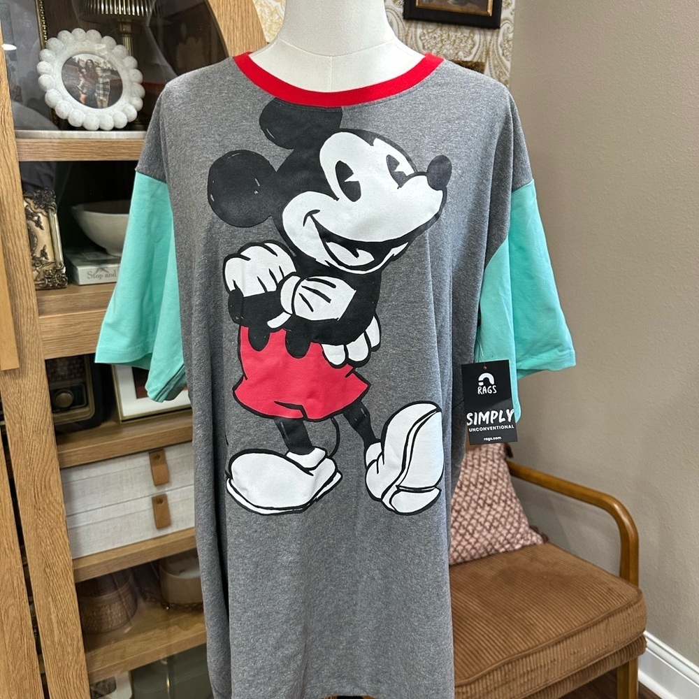 Rags Disney Adult Gray and Red Mickey Mouse T-Shirt size XXL